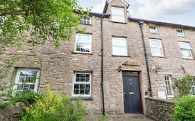 89 High Street